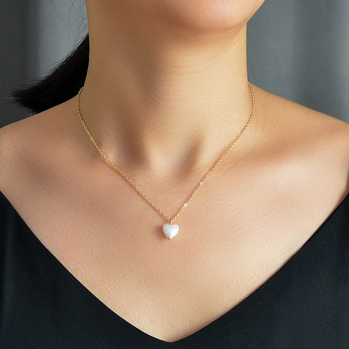 Anniversary Jewelry Gold Chain Pearl Heart Charm Necklace Gifts for Best Friends-0